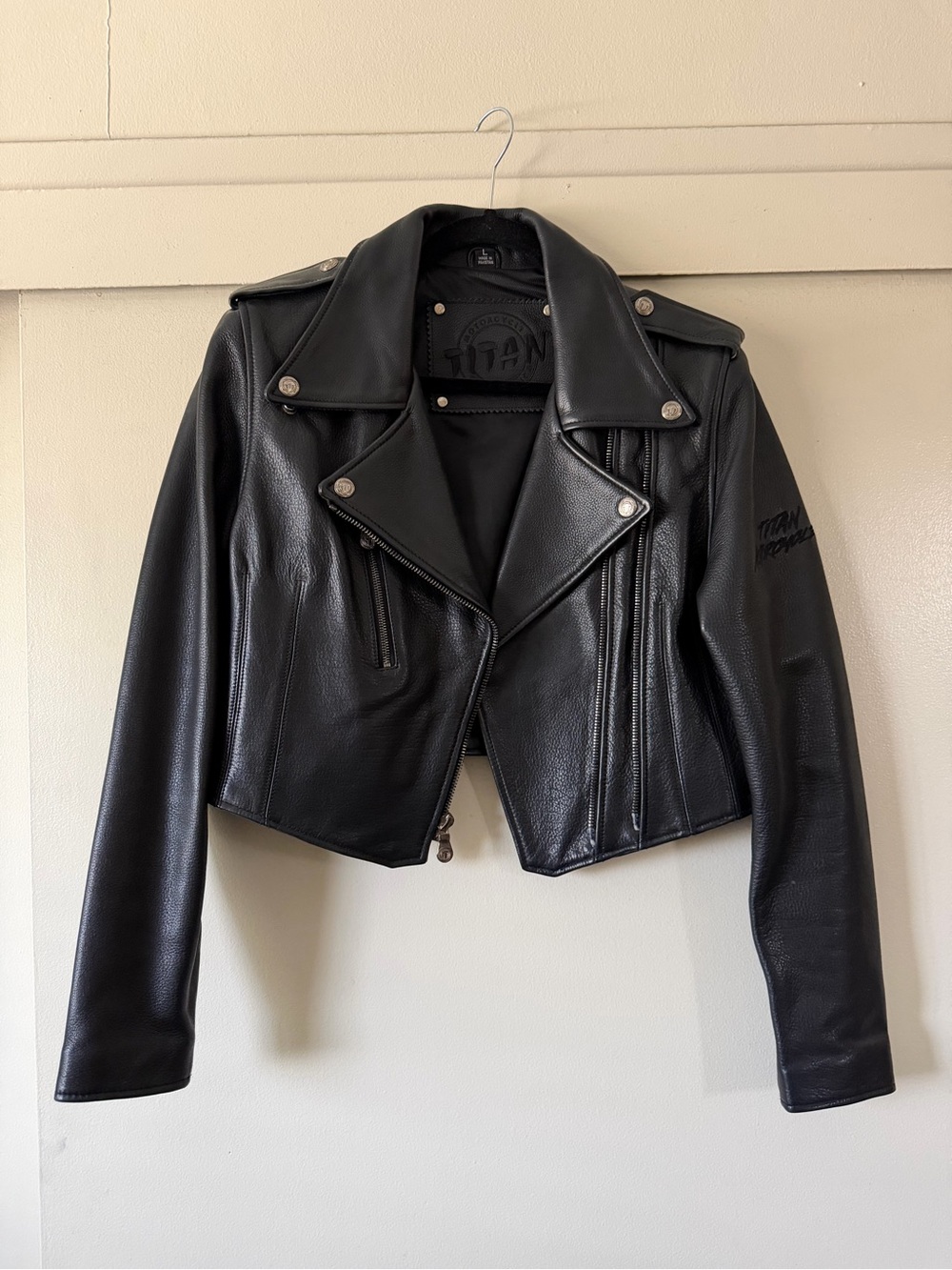 Titan Women's Black Cropped Leather Biker Jacket
